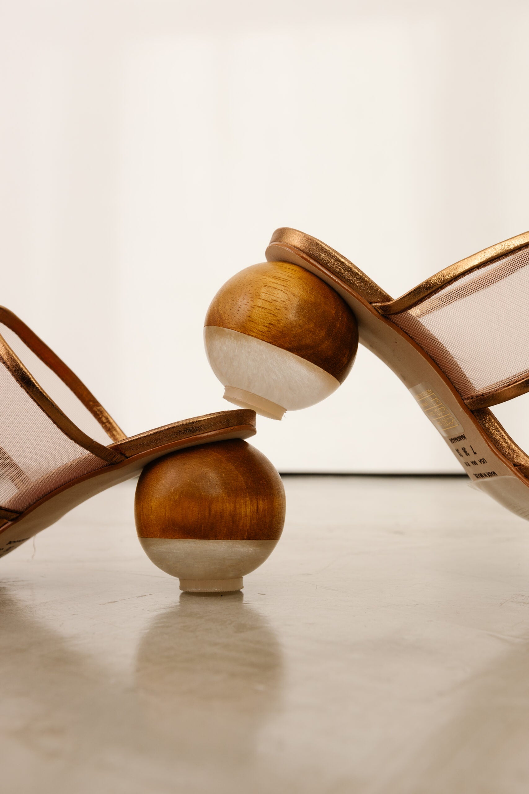 Mule Tela e Couro Milos