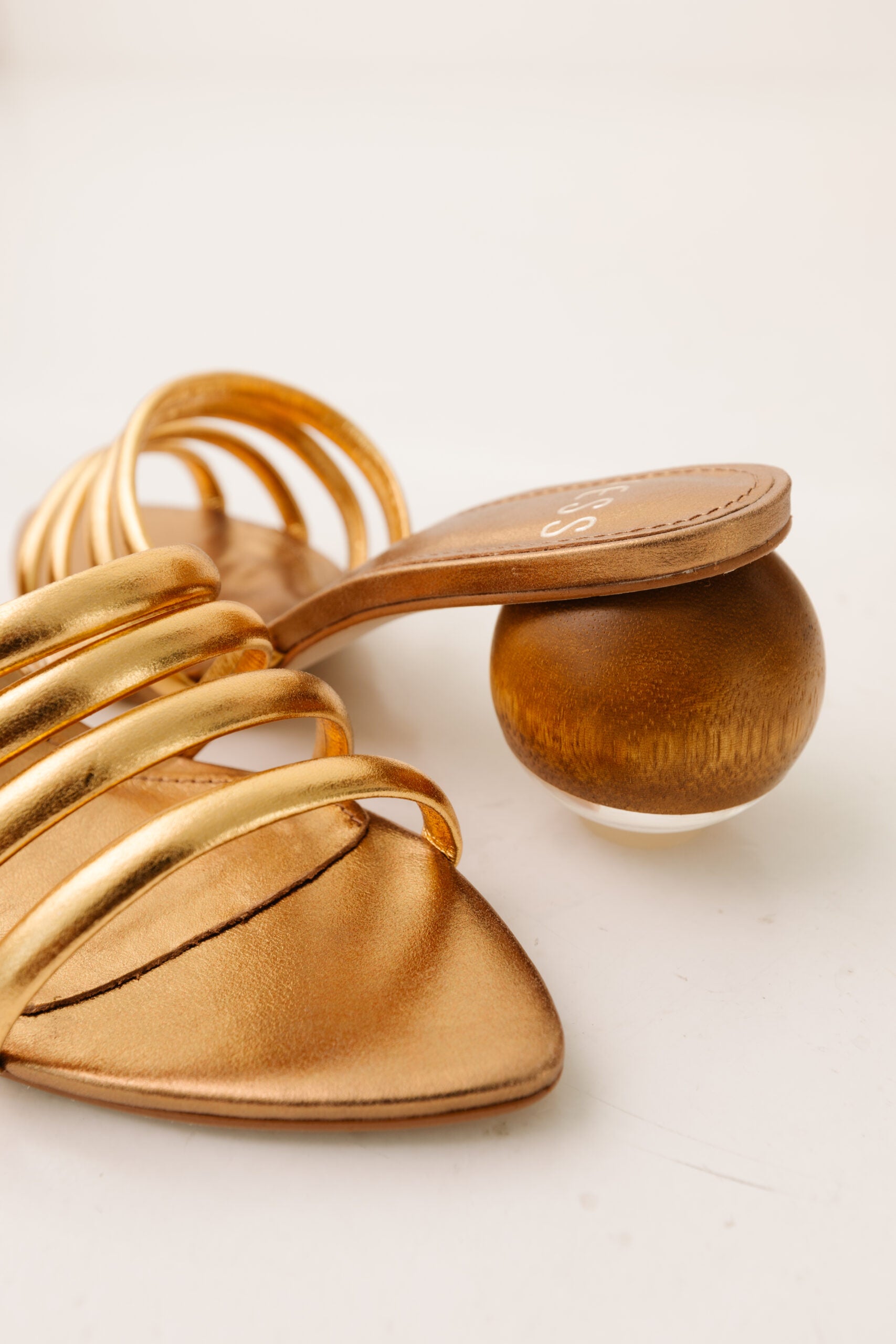 Tamanco Salto Madeira Saint Tropez