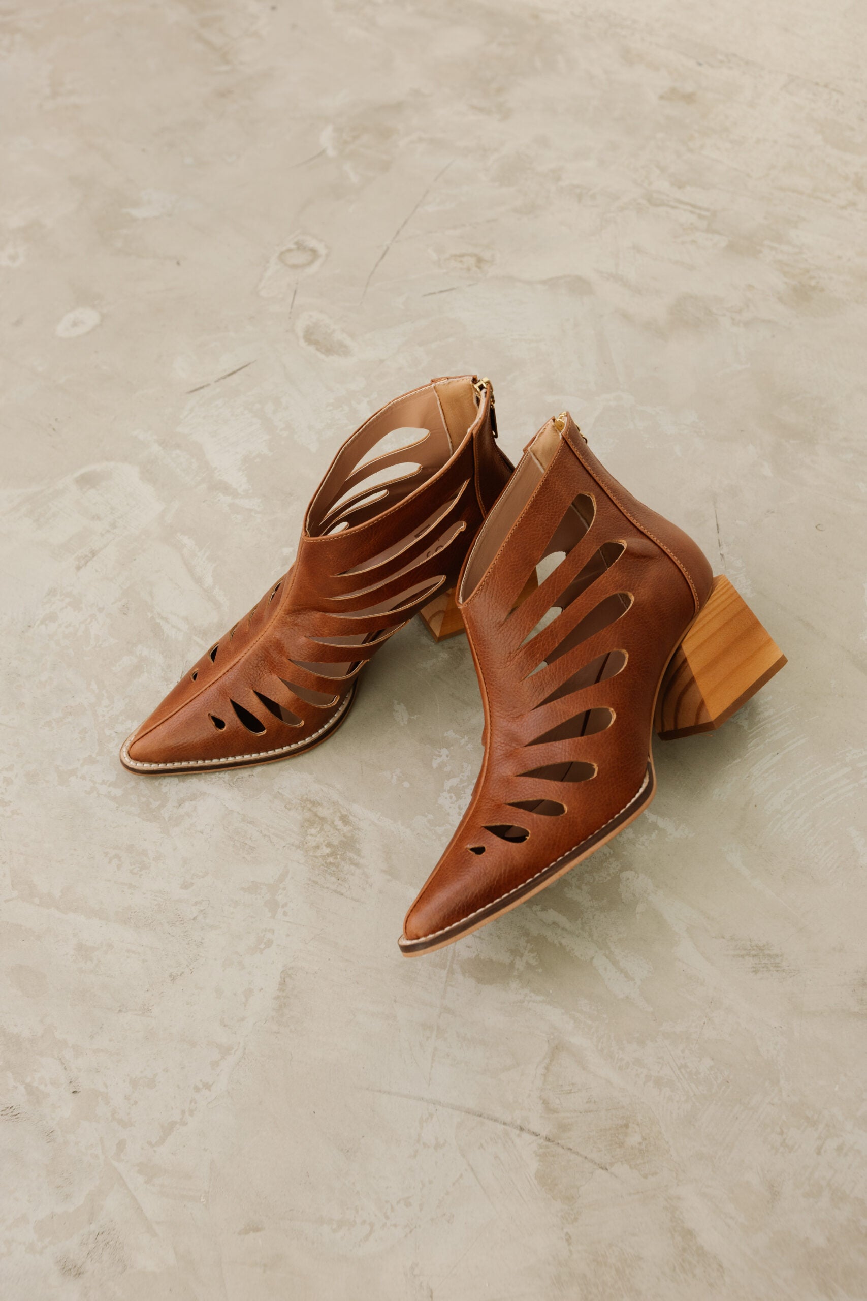 Bota Feminina em Couro Marília