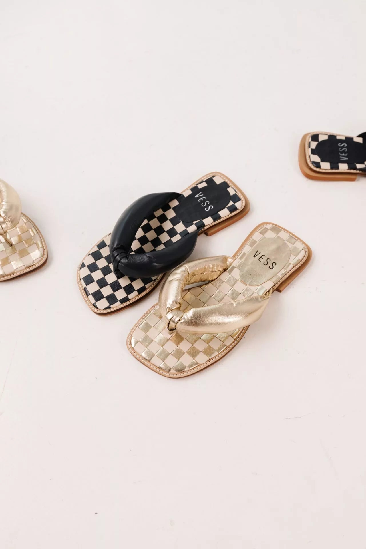 Rasteira Feminina em Couro Módena