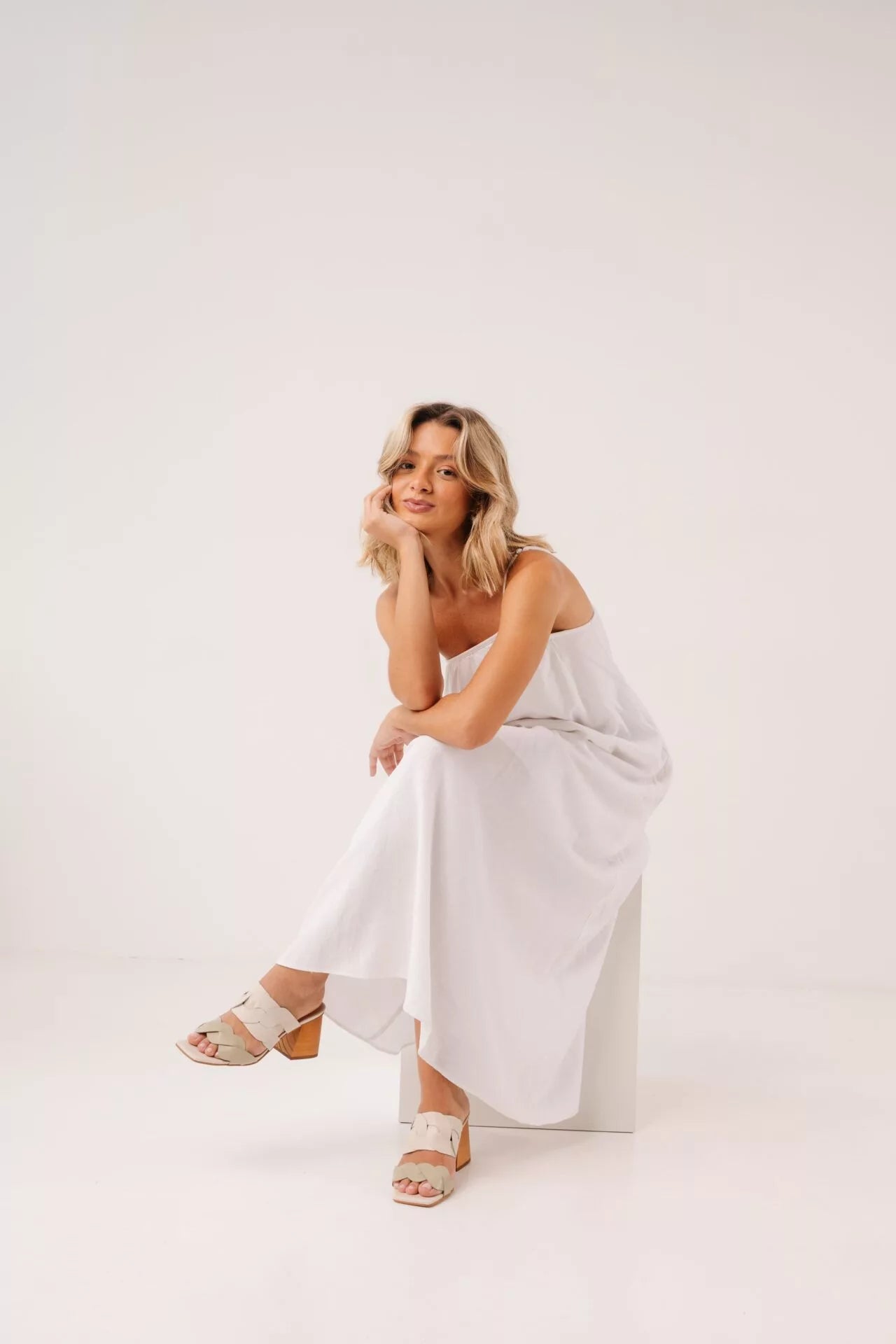 Tamanco Feminino em Couro Ayra